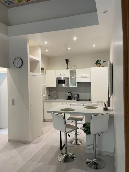 Luxury Apartment In The Heart Of Old Town Nice. Luaran gambar