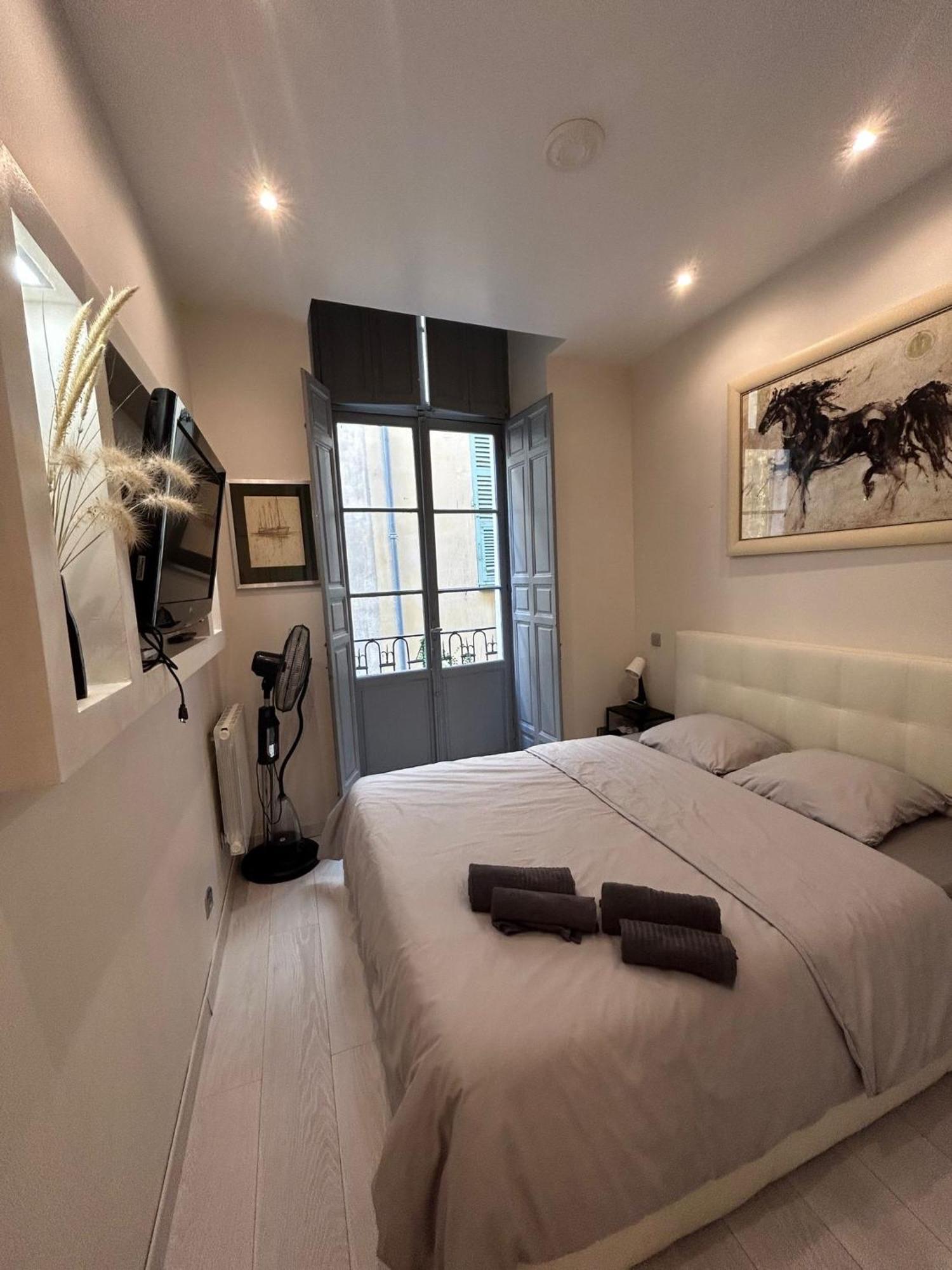 Luxury Apartment In The Heart Of Old Town Nice. Luaran gambar